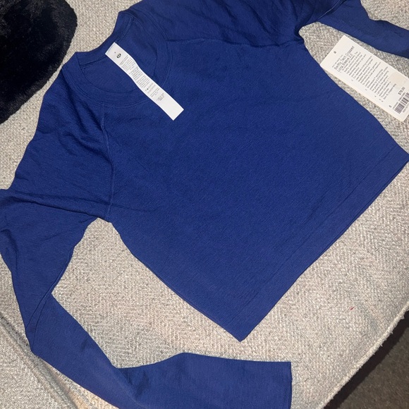 lululemon athletica Tops - lululemon athletica Blue Long Sleeve Tee